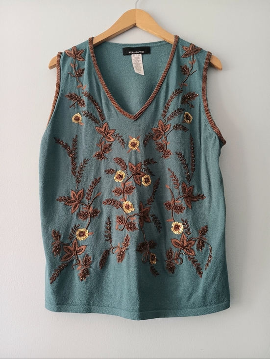 Jones New York Tops - Jones New York Beaded Floral Top XL Blue Embroidered Sleeveless Blouse